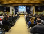 Empresários interessados em investir no exterior participam de encontro na Fieg